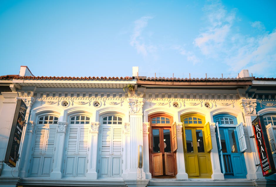 Colonial Grandeur at Raffles Singapore