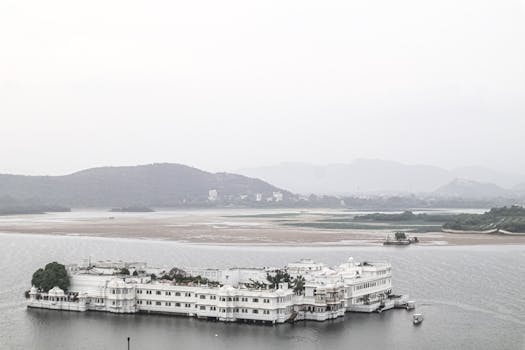 Rajasthan’s Floating Jewel Taj Lake Palace Udaipur