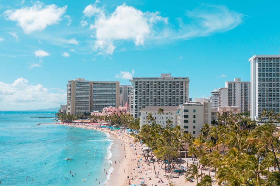 Hawaii Ocean Hotels With Palm Paths and Fire Floors