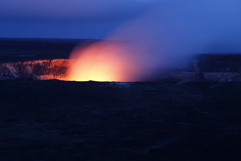 Hawaii Oceanfront Hotels With Lava Walls and Fire Benches
