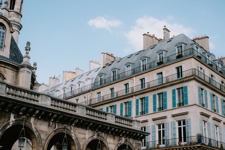 Paris Skyline Hotels With Golden Rooftop Lounges and Crystal Floors